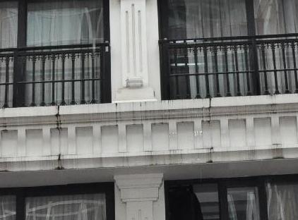 تور چکین هتل استانبول تورنگار