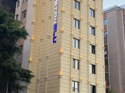 تور هتل و اسپا ایستان‌بلو استانبول تورنگار