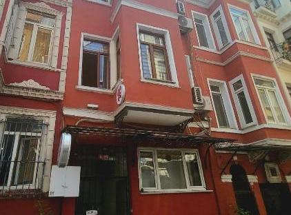 تور هتل خانه 34 تکسیم استانبول تورنگار