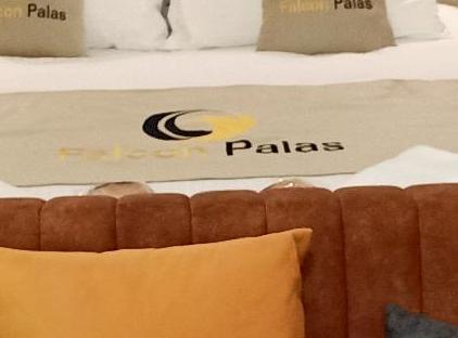 هتل نیو فالکون پالاس استانبول تورنگار