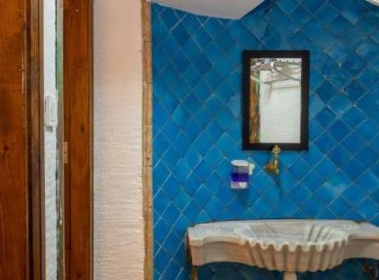 تور هتل آنتیک تکسیم استانبول تورنگار