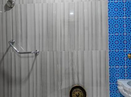 تور هتل موکارناس پرا استانبول تورنگار