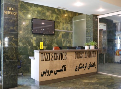 تور شیراز هتل بزرگ چمران تورنگار