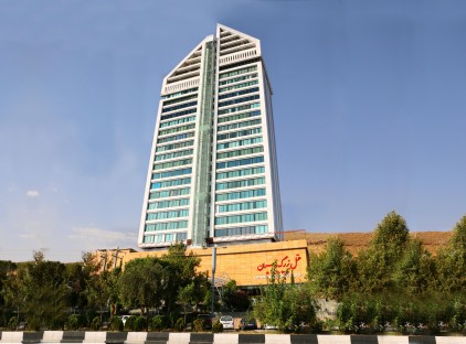 تور شیراز هتل بزرگ چمران تورنگار