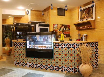 تور شیراز هتل بزرگ چمران تورنگار