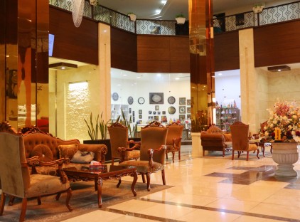 تور شیراز هتل بین‌الحرمین تورنگار