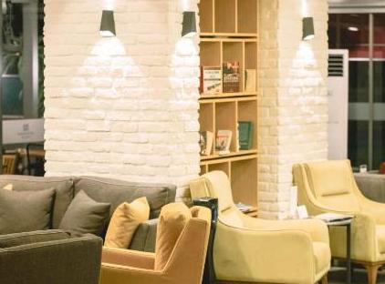 هتل لارن ساحلی و اسپا تورنگار