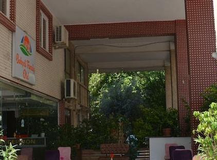 هتل سیتی این فامیلی آپارت تورنگار