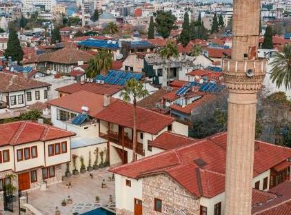 هتل دومو سوئیت تورنگار