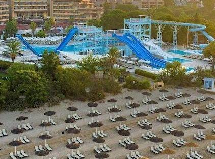 رزورت خانوادگی آستریا بلک تورنگار