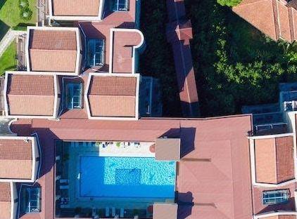 رزورت خانوادگی آستریا بلک تورنگار