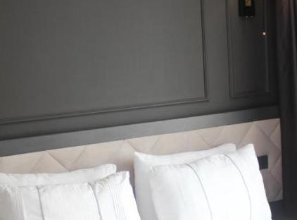 هتل کوزی سوئیت تورنگار