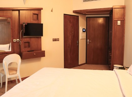 تور مشهد هتل ساوین تورنگار