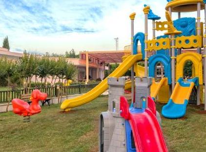 هتل اینویستا بلک تورنگار