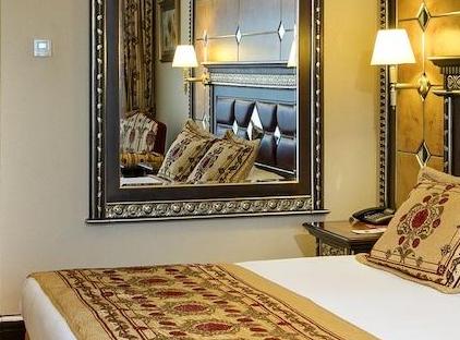 هتل کلاب سرا تورنگار