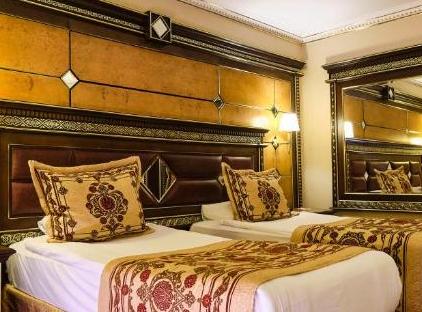 هتل کلاب سرا تورنگار