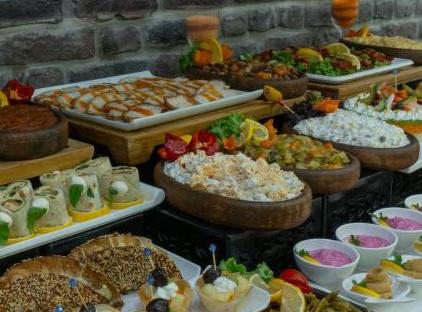 هتل لارن فامیلی و اسپا تورنگار