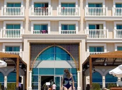هتل کراون پلازا آنتالیا بای IHG تورنگار