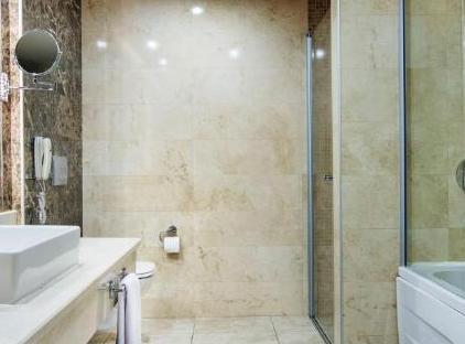 هتل بلیس دلوکس - آل اینکلوسیو تورنگار