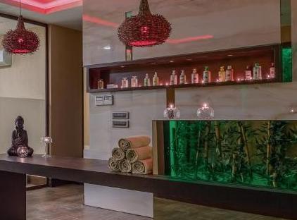 هتل هالیدی این آنتالیا - لارا توسط IHG تورنگار