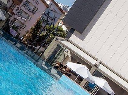 هتل هالیدی این آنتالیا - لارا توسط IHG تورنگار