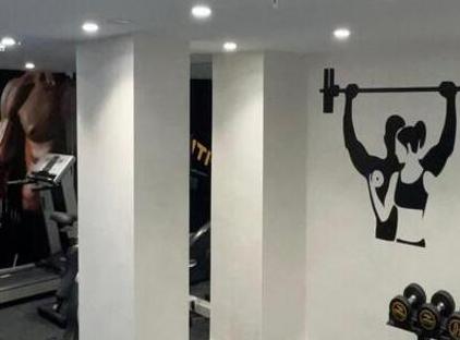 هتل آون لارا تورنگار