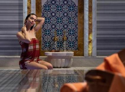 هتل الیسیوم دولوکس سوئیتس تورنگار