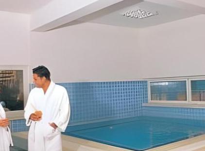 هتل گریدا سیتی تورنگار