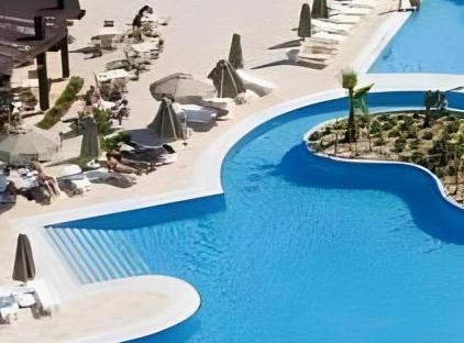 هتل ملاس لارا تورنگار