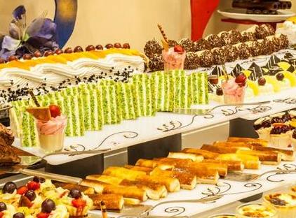 هتل ملاس لارا تورنگار