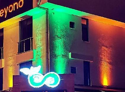 هتل بیوند اوتل تورنگار