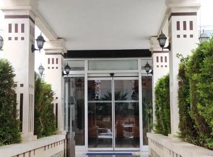 هتل رویال هیل تورنگار