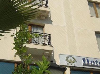 هتل رویال هیل تورنگار
