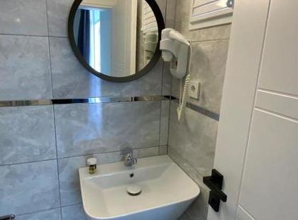 هتل آتیچی تورنگار