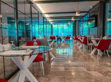 هتل نان لارا تورنگار