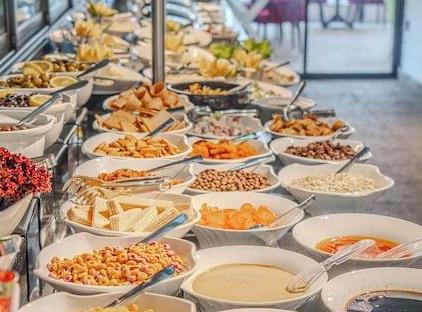 هتل نان لارا تورنگار