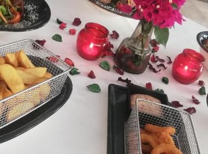 هتل نان لارا تورنگار
