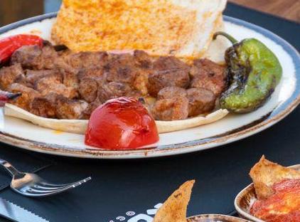 هتل زینل تورنگار