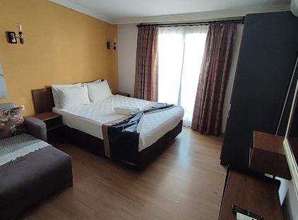 مهمانخانه بتا تورنگار