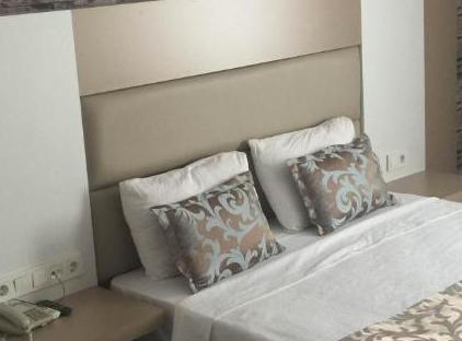 هتل گراند کایالار تورنگار