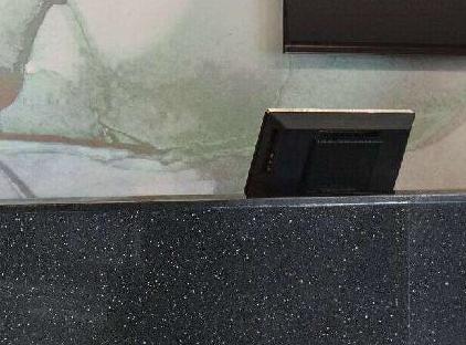 هتل وایندام گاردن لارا تورنگار
