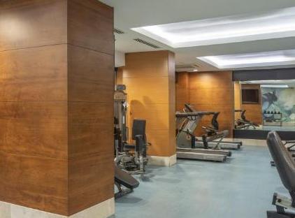 هتل وایندام گاردن لارا تورنگار