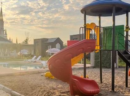 ویلای سرنیتی بلک تورنگار