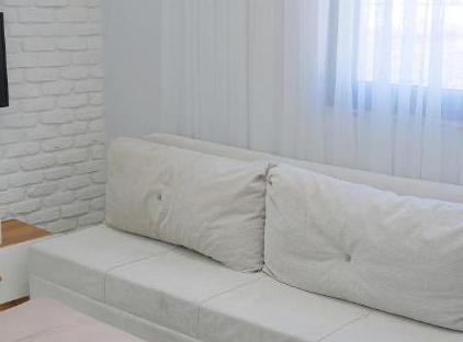 آپارت کرابی تورنگار