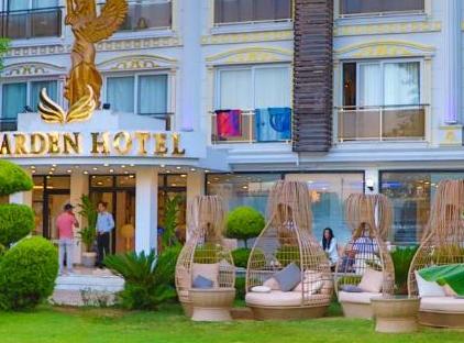هتل لارا گاردن بوتیک تورنگار