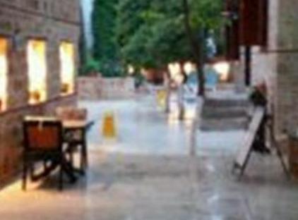 هتل وایت گاردن تورنگار