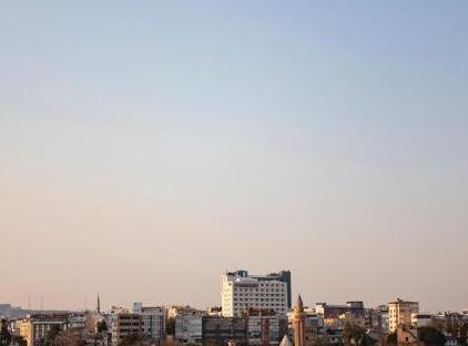 هتل وایت گاردن تورنگار