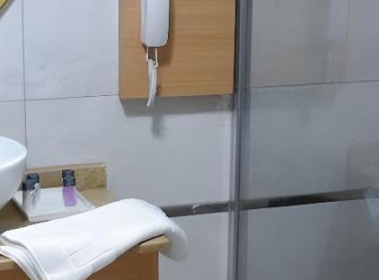 هتل استارت تورنگار