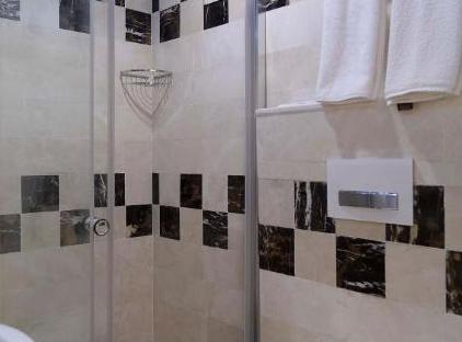 هتل قلعه شهر قدیمی تورنگار