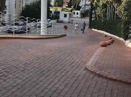 هتل ترون سیگیت بلک تورنگار